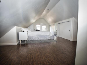 Comfy 3rd Floor Studio near NYC